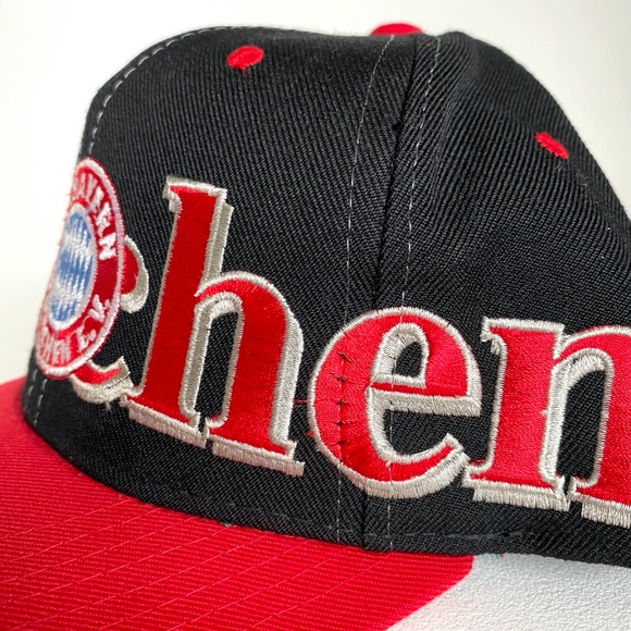 Bayern Retro Snapback Soccer Munich Cap - Picture 3 of 5